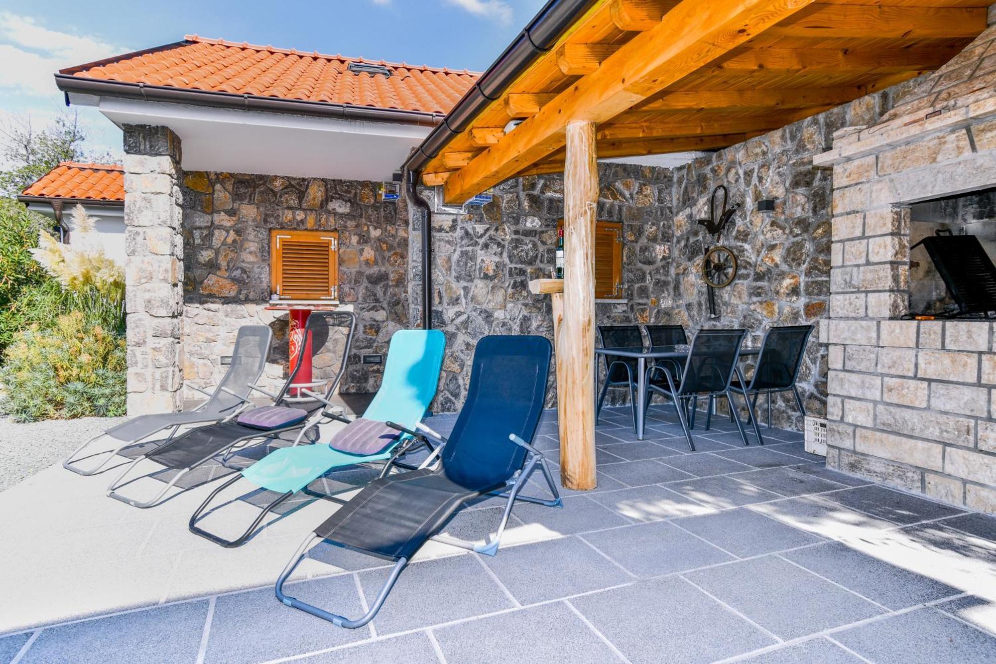 Apartman Lavanda Sa Bazenom I Okucnicom 4* Hreljin Extérieur photo